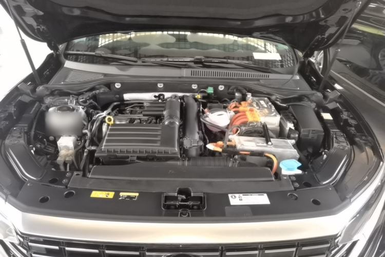 Used Volkswagen Passat New Energy 2025 430 PHEV Hybrid Business Edition Engine Bay