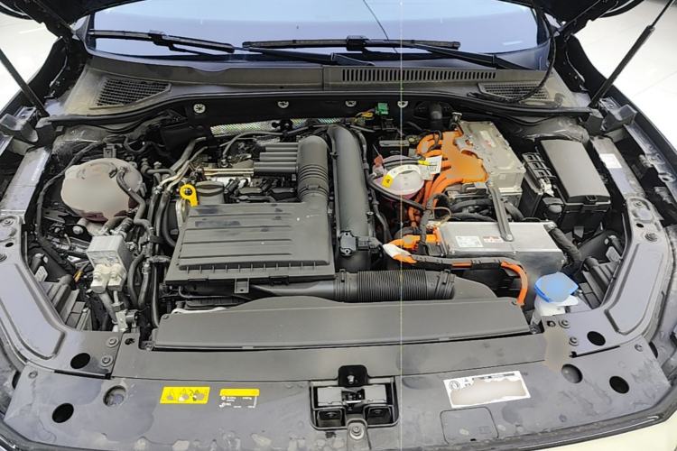 Used Volkswagen Passat New Energy 2025 430 PHEV Hybrid Business Edition Engine Bay