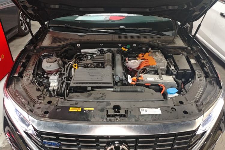 Used Volkswagen Passat New Energy 2025 430 PHEV Hybrid Business Edition Engine Bay
