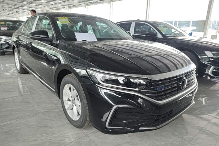 Used Volkswagen Passat New Energy 2025 430 PHEV Hybrid Business Edition Exterior 1