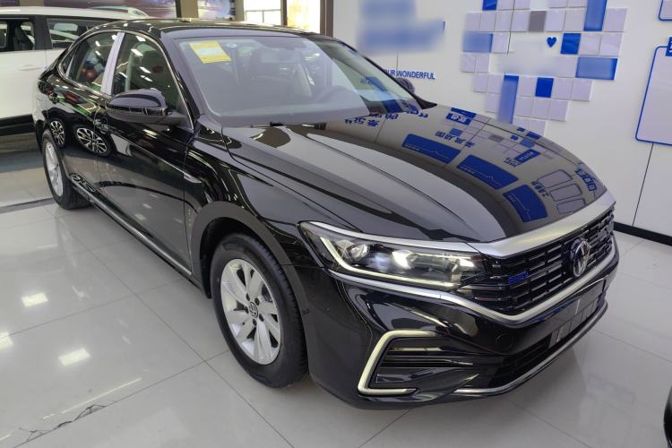 Used Volkswagen Passat New Energy 2025 430 PHEV Hybrid Business Edition Exterior 1