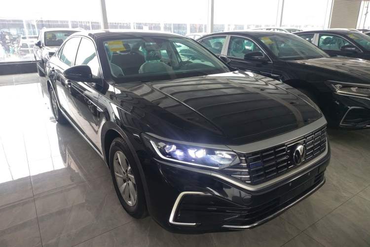 Used Volkswagen Passat New Energy 2025 430 PHEV Hybrid Business Edition Exterior 1