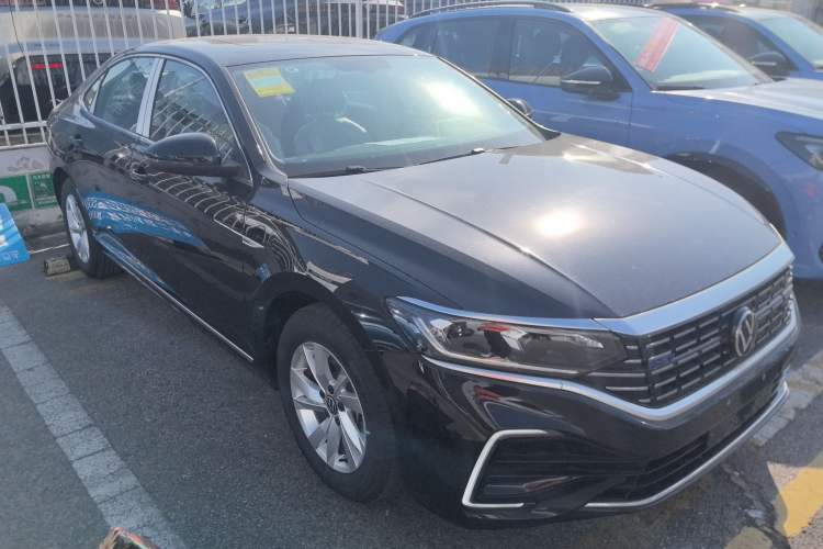 Used Volkswagen Passat New Energy 2025 430 PHEV Hybrid Business Edition Exterior 1