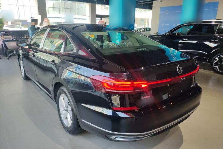 Used Volkswagen Passat New Energy 2025 430 PHEV Hybrid Business Edition Exterior 2