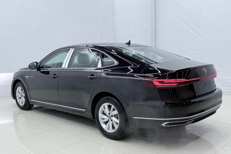 Used Volkswagen Passat New Energy 2025 430 PHEV Hybrid Business Edition Exterior 3