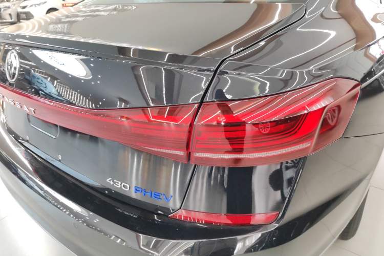 Used Volkswagen Passat New Energy 2025 430 PHEV Hybrid Business Edition Exterior 3