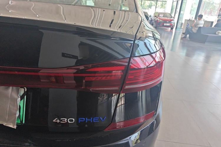 Used Volkswagen Passat New Energy 2025 430 PHEV Hybrid Business Edition Exterior 3
