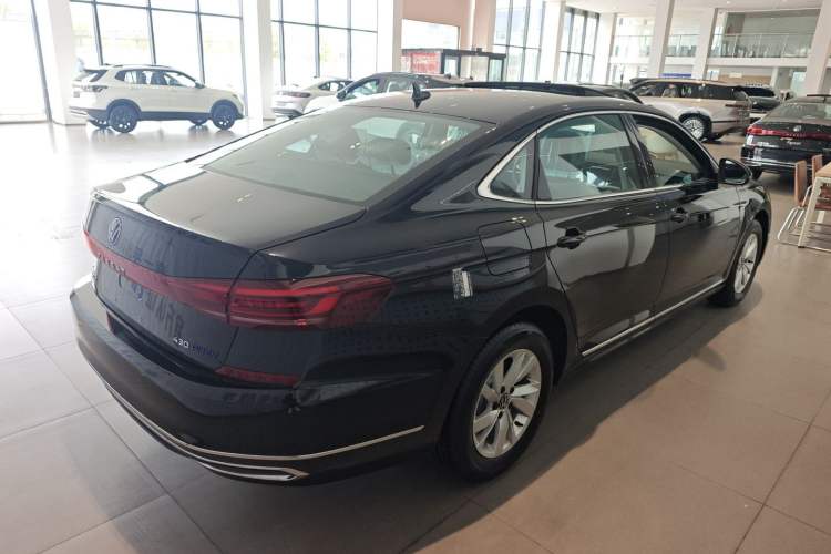 Used Volkswagen Passat New Energy 2025 430 PHEV Hybrid Business Edition Exterior 4