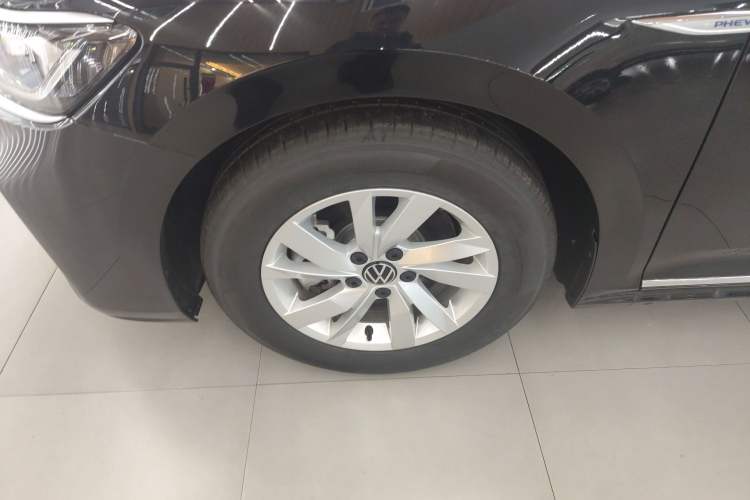 Used Volkswagen Passat New Energy 2025 430 PHEV Hybrid Business Edition Exterior 4