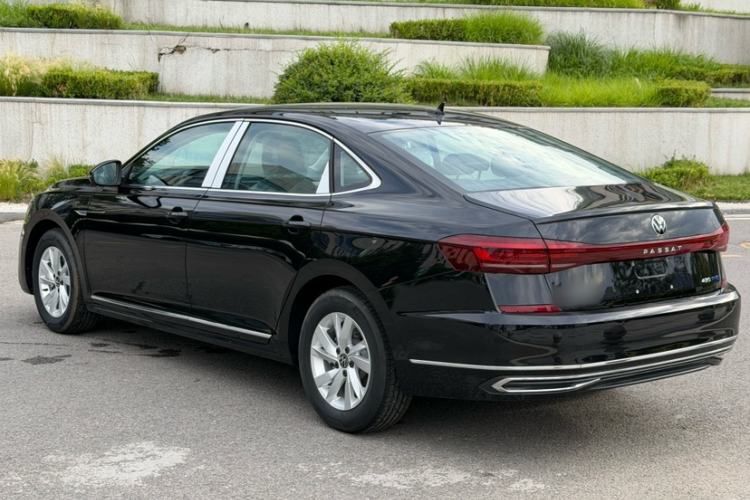 Used Volkswagen Passat New Energy 2025 430 PHEV Hybrid Business Edition Exterior 5