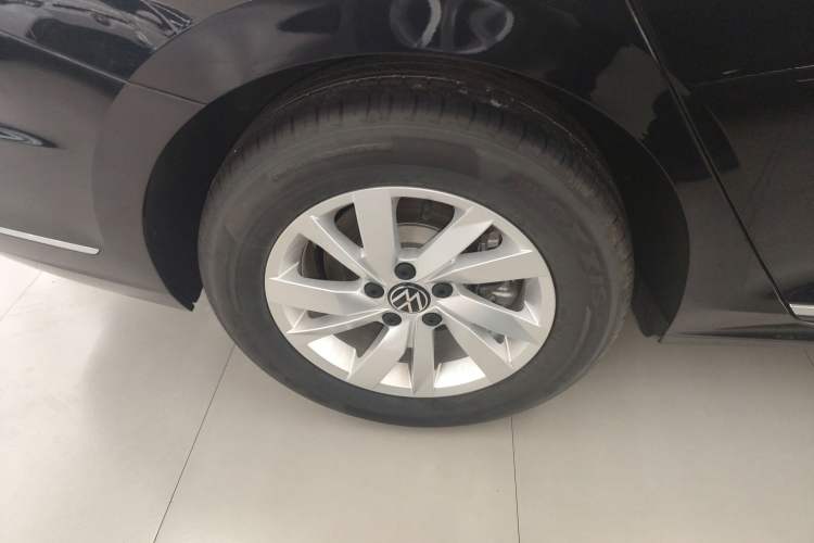 Used Volkswagen Passat New Energy 2025 430 PHEV Hybrid Business Edition Exterior 5