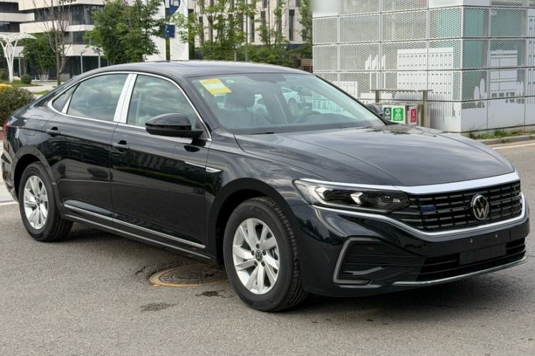 Used Volkswagen Passat New Energy 2025 430 PHEV Hybrid Business Edition Exterior 6
