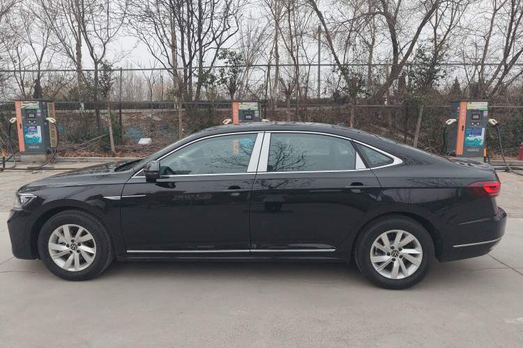Used Volkswagen Passat New Energy 2025 430 PHEV Hybrid Business Edition Exterior 7