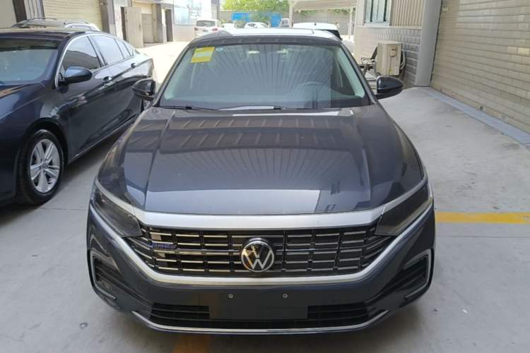 Used Volkswagen Passat New Energy 2025 430 PHEV Hybrid Business Edition Front