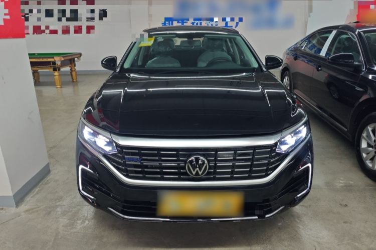 Used Volkswagen Passat New Energy 2025 430 PHEV Hybrid Business Edition Front