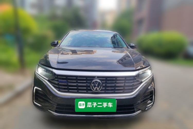 Used Volkswagen Passat New Energy 2025 430 PHEV Hybrid Business Edition Front