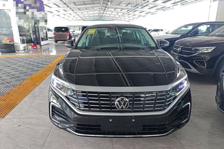 Used Volkswagen Passat New Energy 2025 430 PHEV Hybrid Business Edition Front