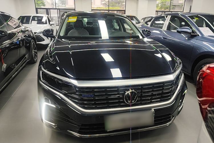 Used Volkswagen Passat New Energy 2025 430 PHEV Hybrid Business Edition Front