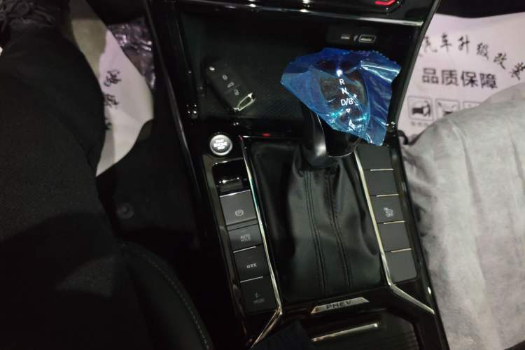 Used Volkswagen Passat New Energy 2025 430 PHEV Hybrid Business Edition Gear Lever