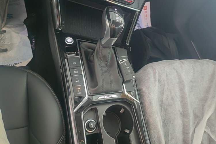 Used Volkswagen Passat New Energy 2025 430 PHEV Hybrid Business Edition Gear Lever
