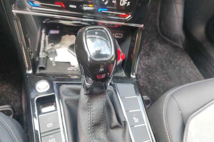 Used Volkswagen Passat New Energy 2025 430 PHEV Hybrid Business Edition Gear Lever