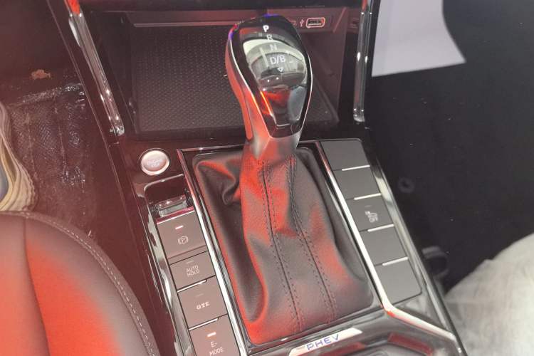 Used Volkswagen Passat New Energy 2025 430 PHEV Hybrid Business Edition Gear Lever