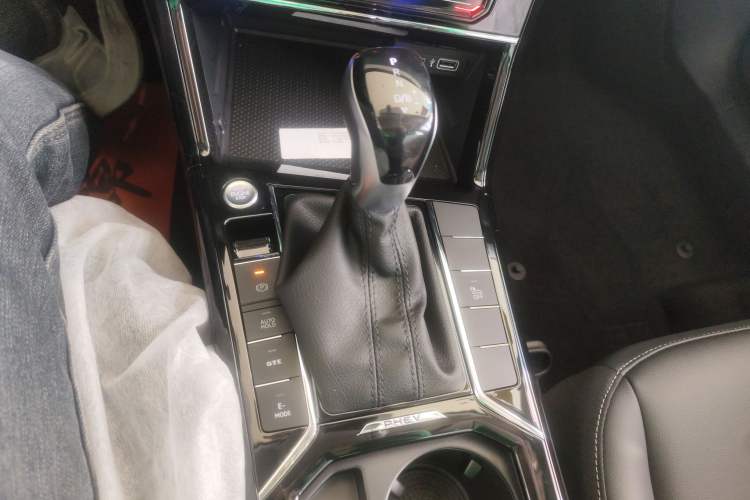 Used Volkswagen Passat New Energy 2025 430 PHEV Hybrid Business Edition Gear Lever