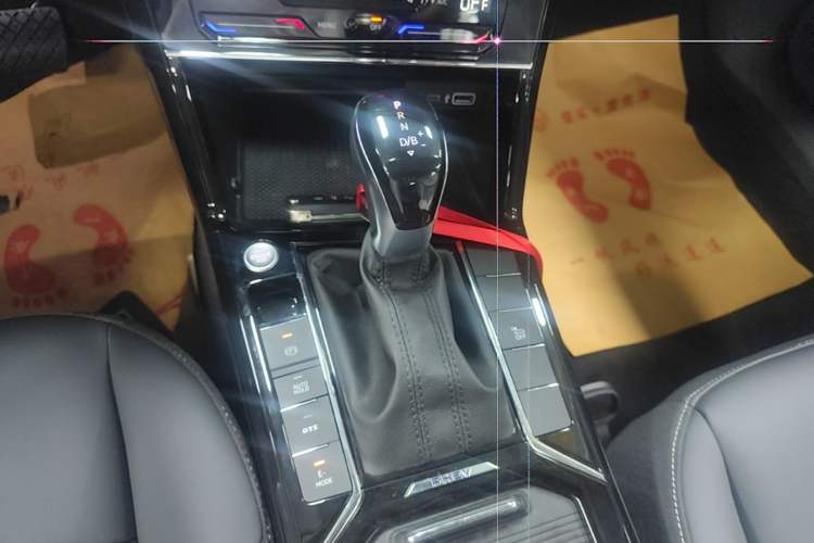 Used Volkswagen Passat New Energy 2025 430 PHEV Hybrid Business Edition Gear Lever