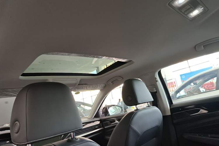 Used Volkswagen Passat New Energy 2025 430 PHEV Hybrid Business Edition Headliner