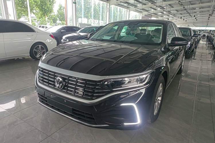 Used Volkswagen Passat New Energy 2025 430 PHEV Hybrid Business Edition Guazi used car, China used car export, Used car for sale, Used  cars, Cheapest cars for sale