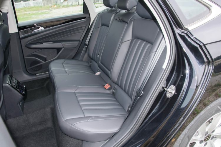 Used Volkswagen Passat New Energy 2025 430 PHEV Hybrid Business Edition Interior 3