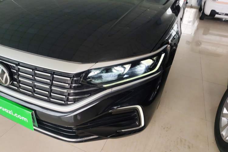 Used Volkswagen Passat New Energy 2025 430 PHEV Hybrid Business Edition Left Front Headlight