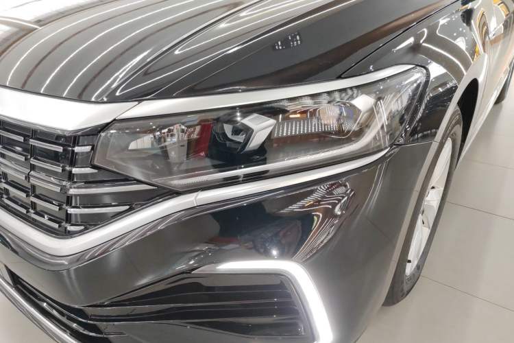Used Volkswagen Passat New Energy 2025 430 PHEV Hybrid Business Edition Left Front Headlight