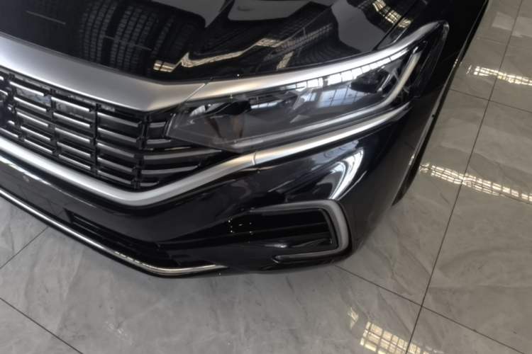 Used Volkswagen Passat New Energy 2025 430 PHEV Hybrid Business Edition Left Front Headlight