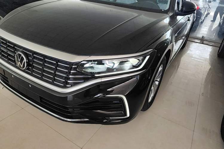 Used Volkswagen Passat New Energy 2025 430 PHEV Hybrid Business Edition Left Front Headlight