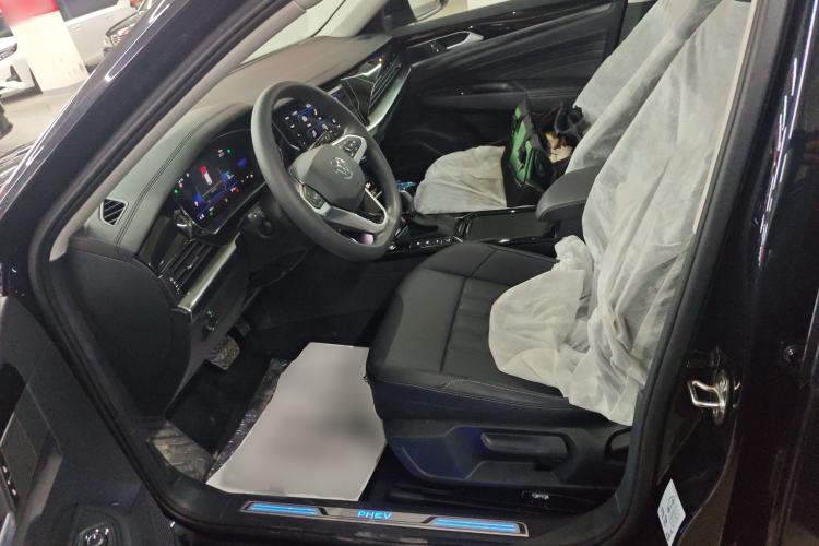 Used Volkswagen Passat New Energy 2025 430 PHEV Hybrid Business Edition Left Front Seat