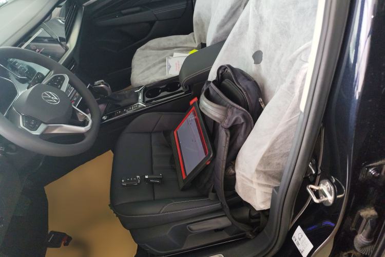 Used Volkswagen Passat New Energy 2025 430 PHEV Hybrid Business Edition Left Front Seat