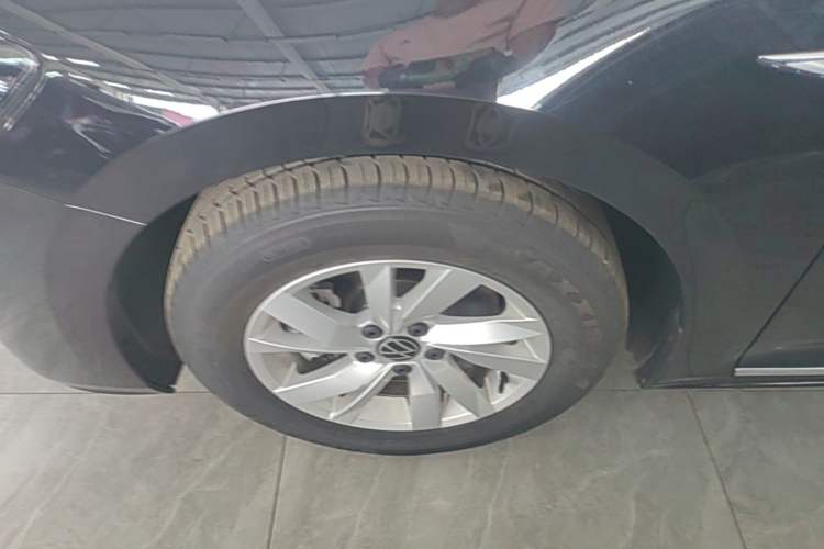 Used Volkswagen Passat New Energy 2025 430 PHEV Hybrid Business Edition Left Front Wheel Hub