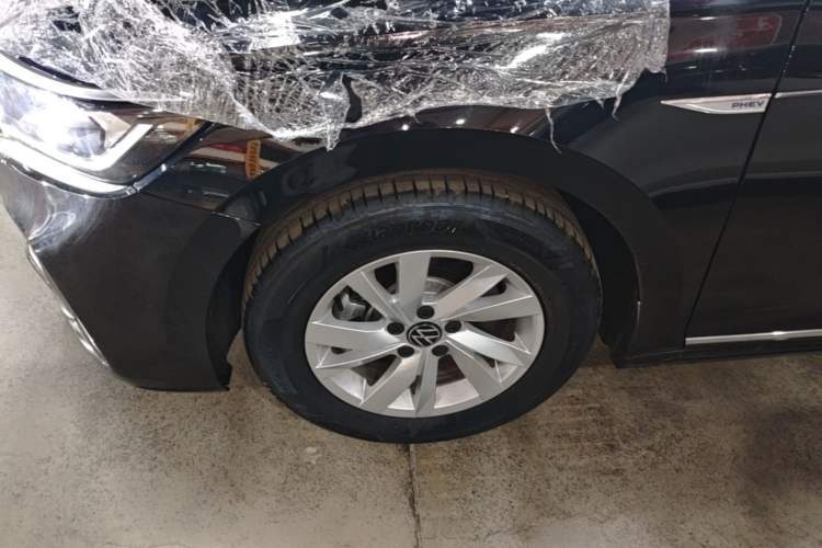 Used Volkswagen Passat New Energy 2025 430 PHEV Hybrid Business Edition Left Front Wheel Hub