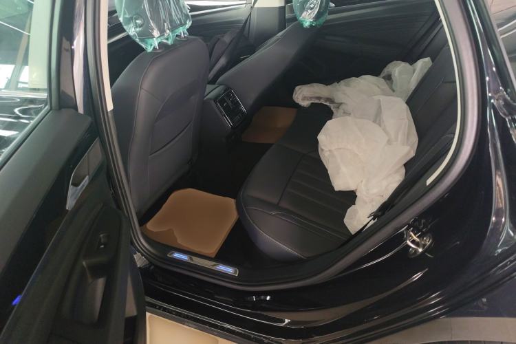 Used Volkswagen Passat New Energy 2025 430 PHEV Hybrid Business Edition Left Rear Seat