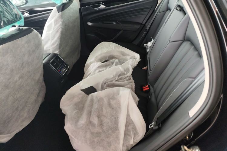Used Volkswagen Passat New Energy 2025 430 PHEV Hybrid Business Edition Left Rear Seat