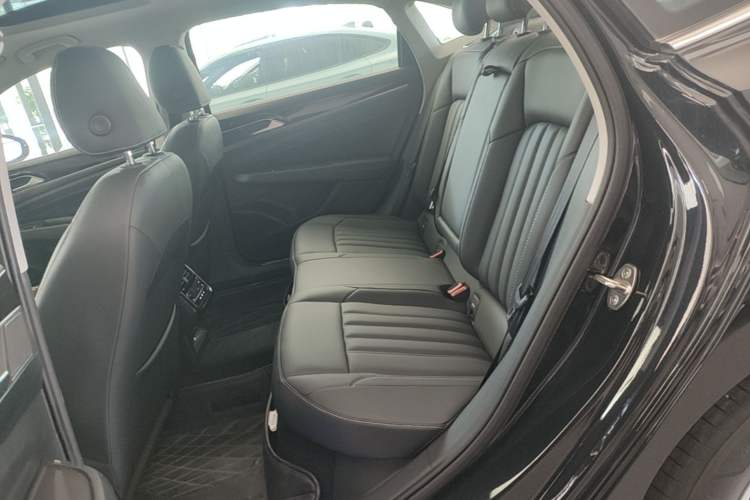 Used Volkswagen Passat New Energy 2025 430 PHEV Hybrid Business Edition Left Rear Seat