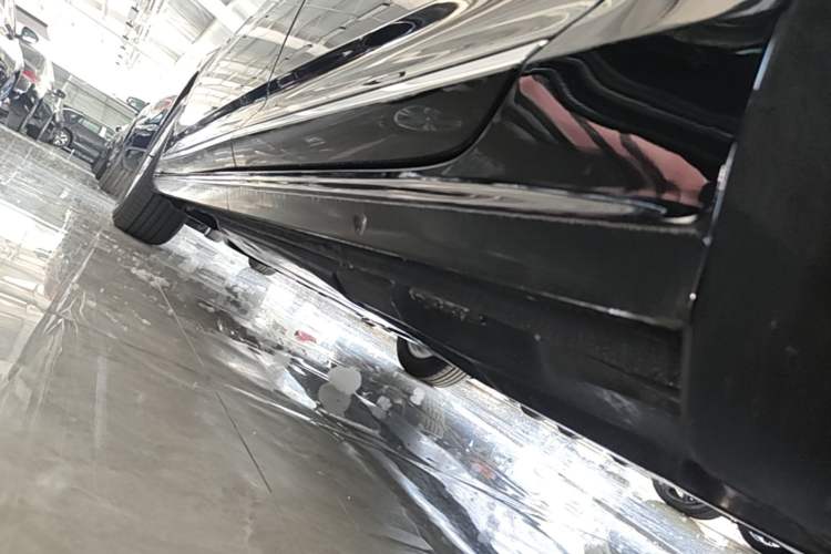 Used Volkswagen Passat New Energy 2025 430 PHEV Hybrid Business Edition Left Side Sill