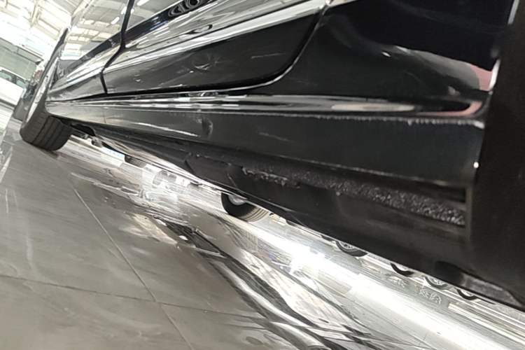 Used Volkswagen Passat New Energy 2025 430 PHEV Hybrid Business Edition Left Side Sill