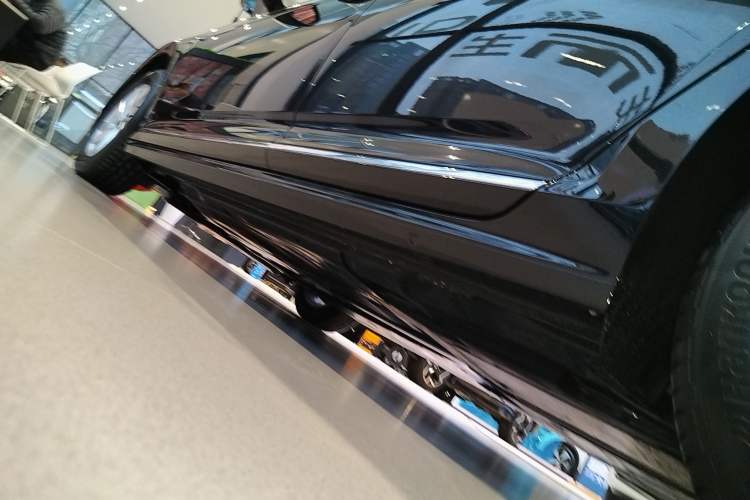 Used Volkswagen Passat New Energy 2025 430 PHEV Hybrid Business Edition Left Side Sill