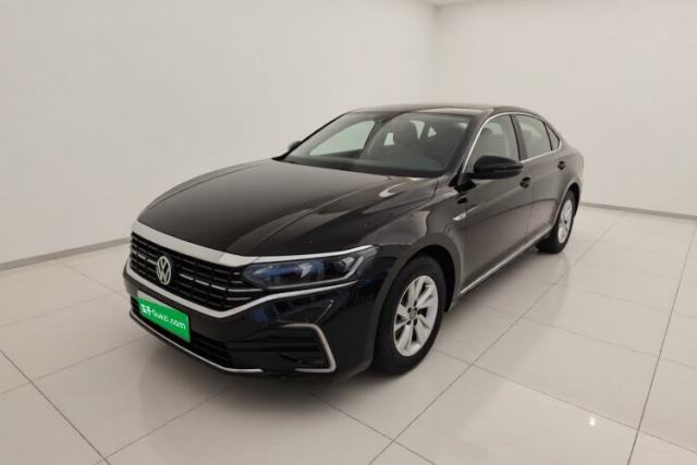 Ojetý Volkswagen Passat New Energy 2025 430 PHEV Hybrid Business Edition
