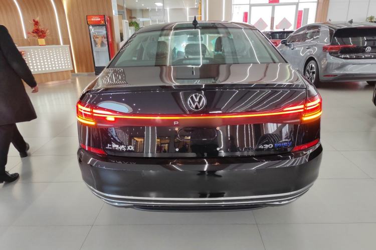 Used Volkswagen Passat New Energy 2025 430 PHEV Hybrid Business Edition Rear