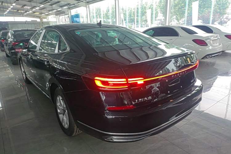 Used Volkswagen Passat New Energy 2025 430 PHEV Hybrid Business Edition Rear Left 45 Deg