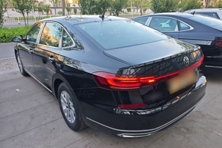Used Volkswagen Passat New Energy 2025 430 PHEV Hybrid Business Edition Rear Left 45 Deg