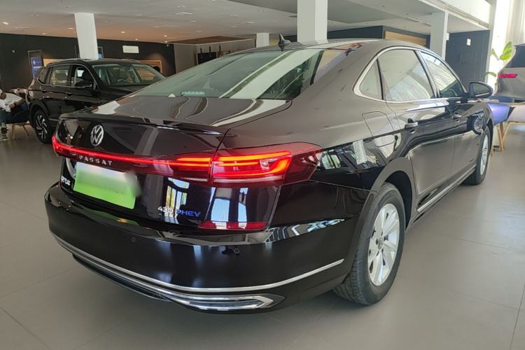 Used Volkswagen Passat New Energy 2025 430 PHEV Hybrid Business Edition Rear Right 45 Deg